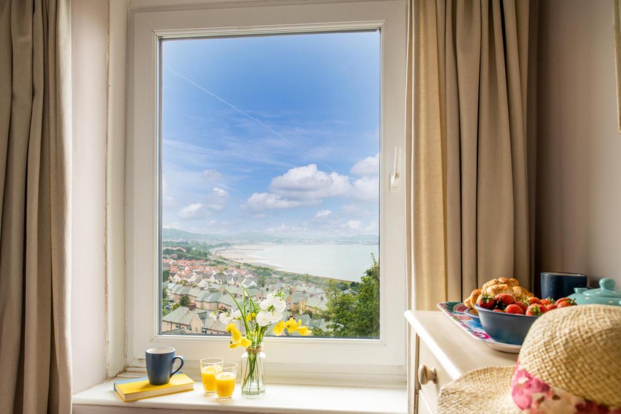 Villa Windy Ridge Terrace With Beautiful Sea Views, North Wales Coast Old Colwyn Esterno foto