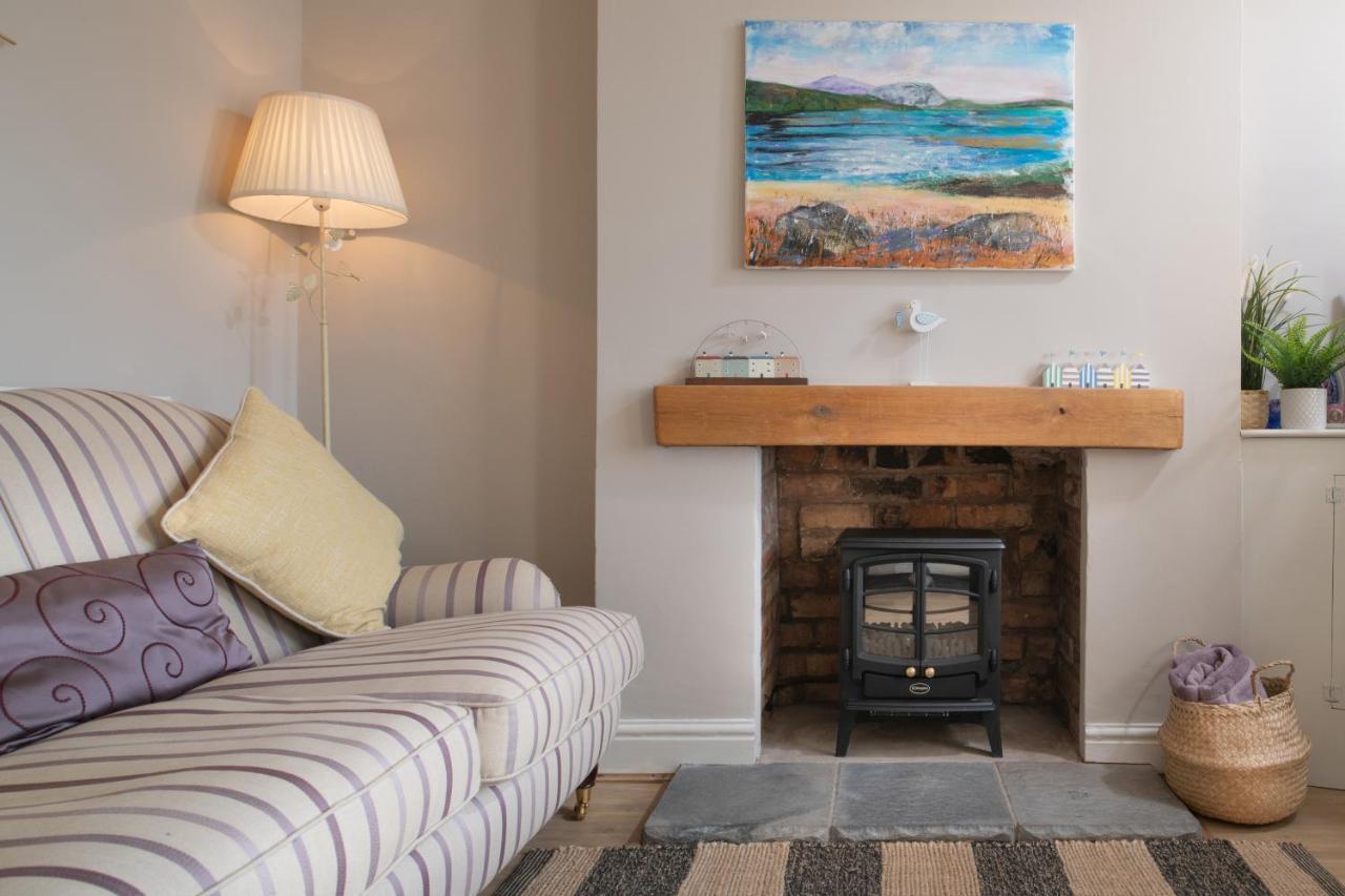 Villa Windy Ridge Terrace With Beautiful Sea Views, North Wales Coast Old Colwyn Esterno foto